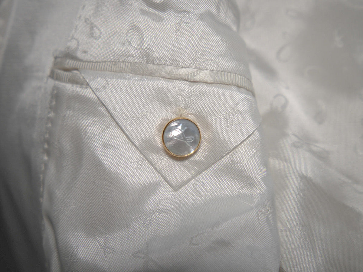 Mother Of Pearl With Gold Tone Buttons For Dinner Jacket-3