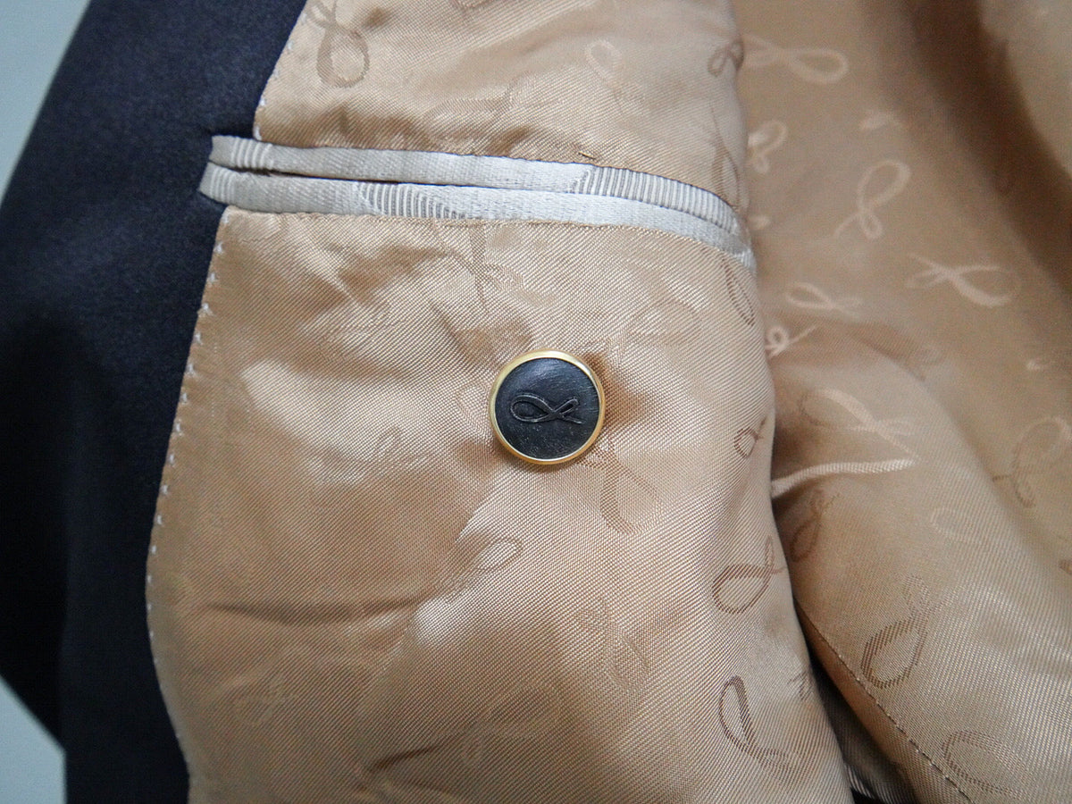 Nero Horn With Gold Tone Buttons For Dinner Jacket-5