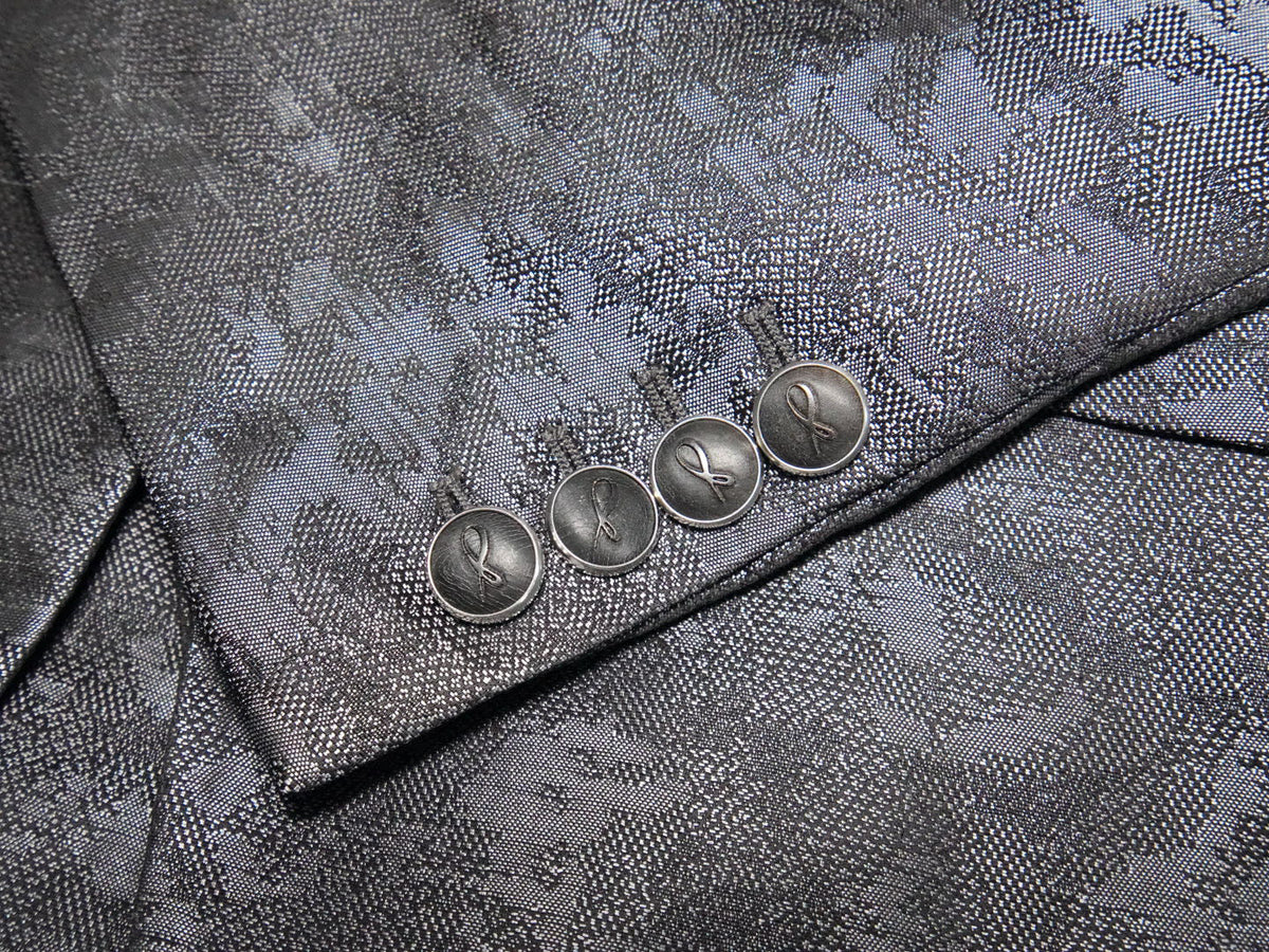 Nero Horn With Silver Tone Buttons For Dinner Jacket-4