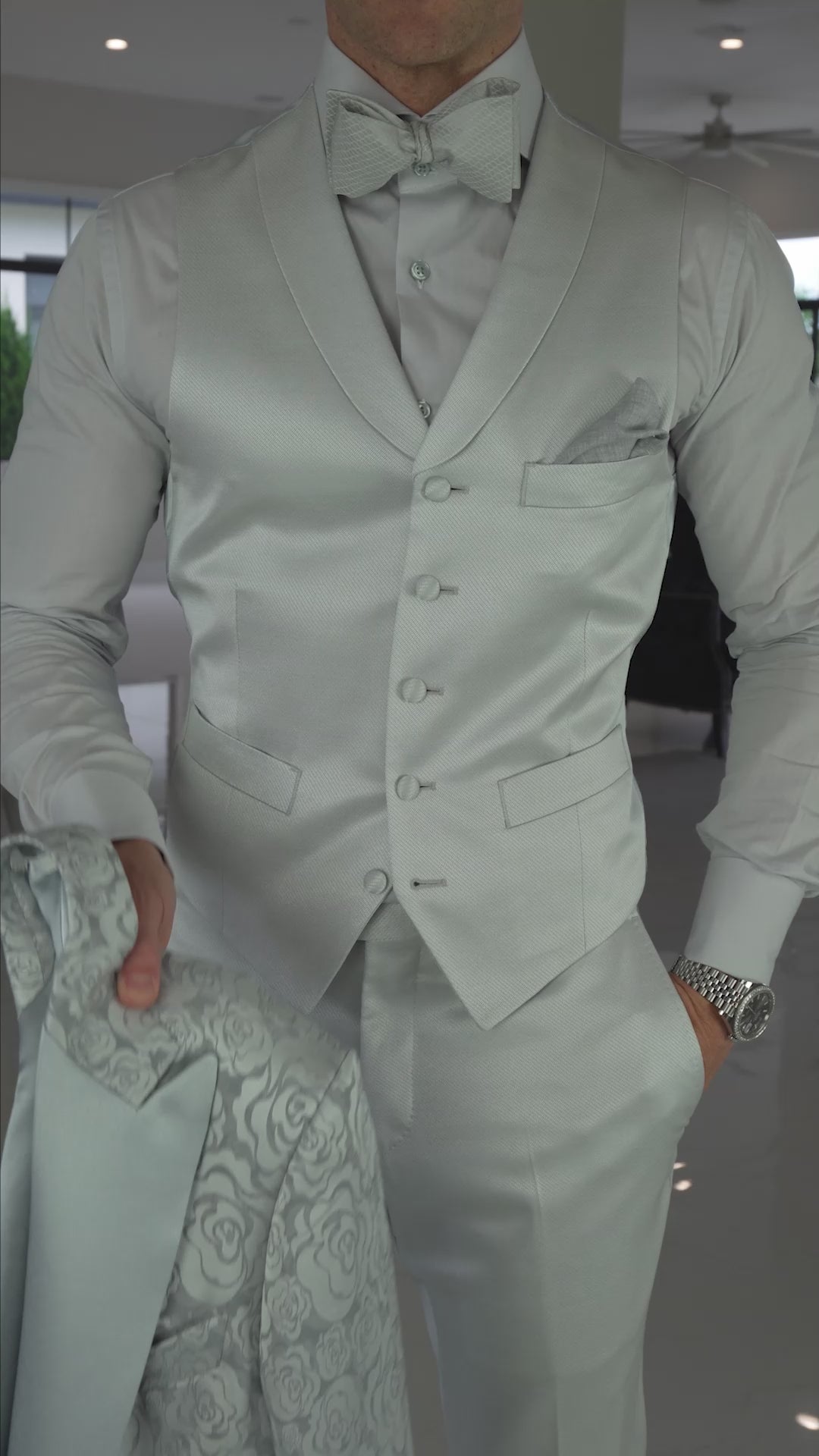 Platinum Magnolia Jacket @ The Vault