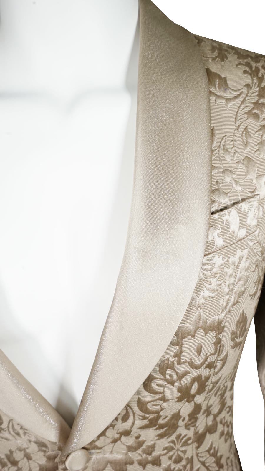 Champagne Oro Fiore Dinner Jacket @ The Vault-6