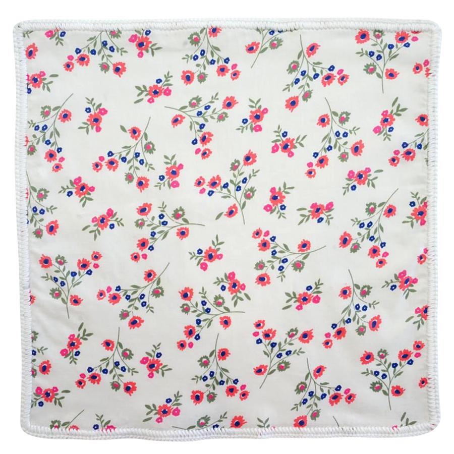 Strawberry Hamptons with White Signature Border
